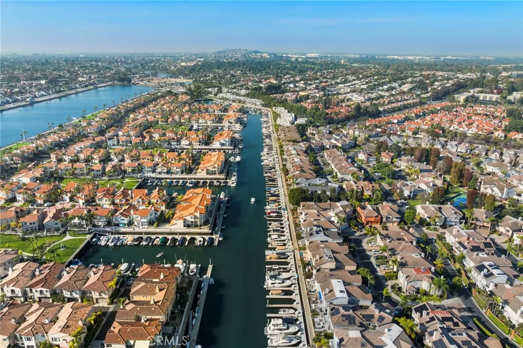 6230 Napoli Court, Long Beach, California 90803 home-pic-41